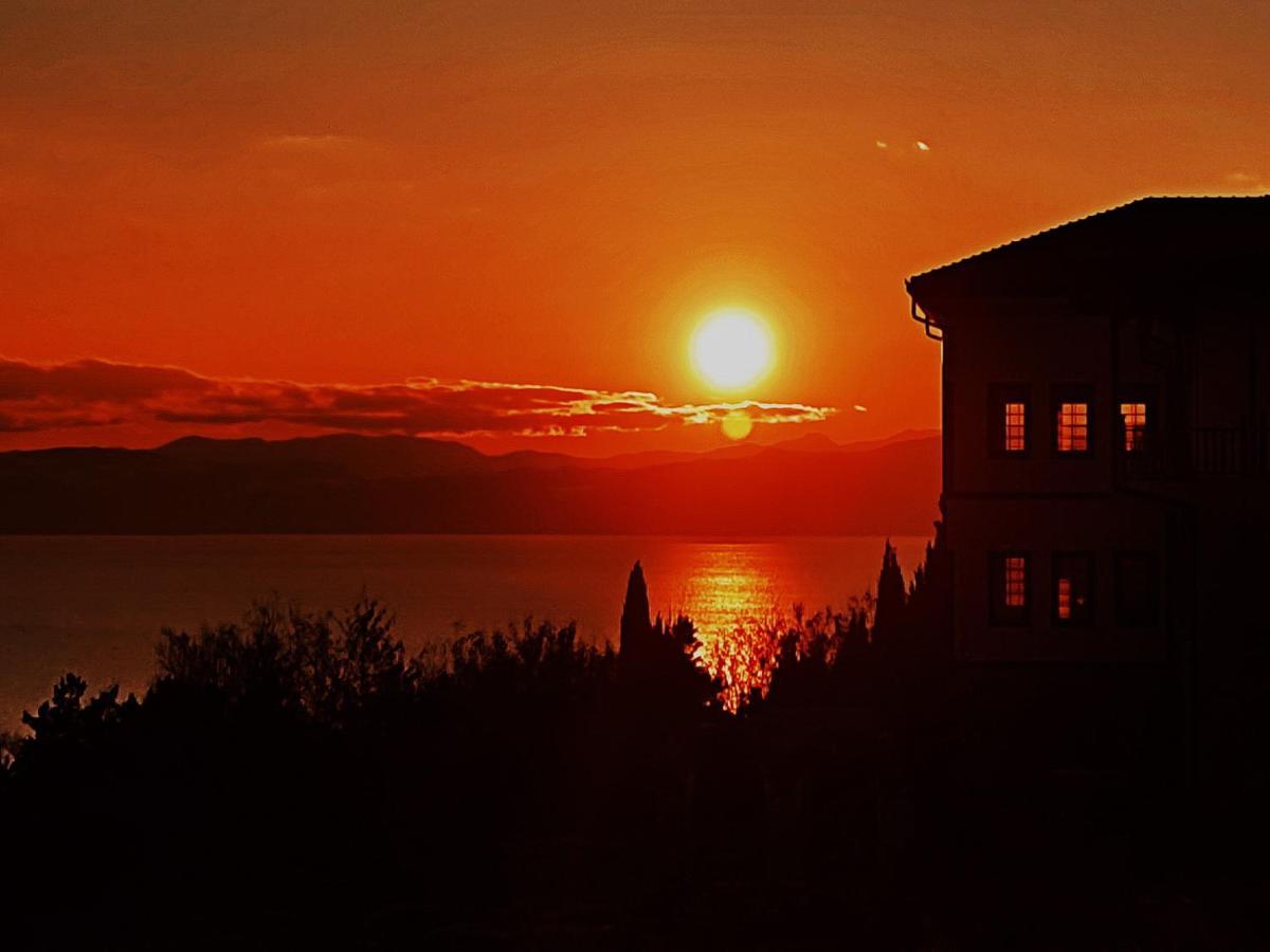 Zura Apartments Ohrid Exteriör bild